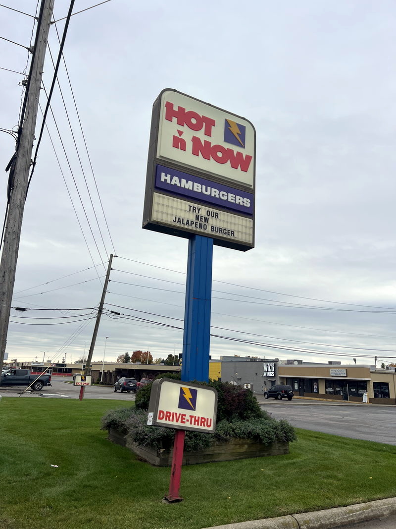 Hot n Now Hamburgers - Oct 22 2023 Photo